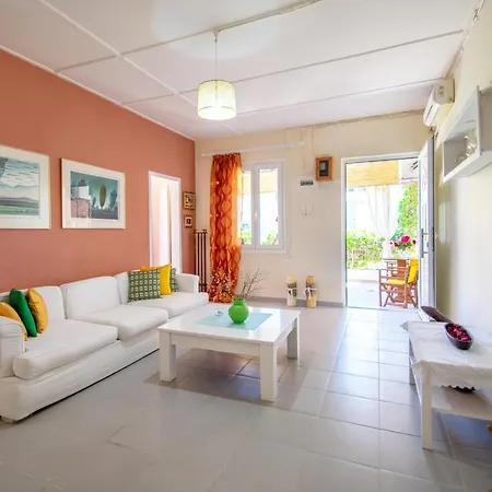 Dora's Tsilivi House A By 
