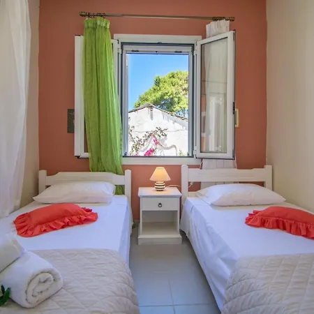 Dora's Tsilivi House A By 