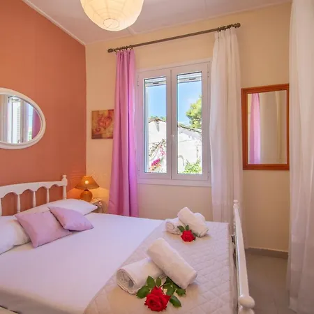 Dora's Tsilivi House A By 