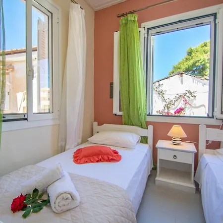 Dora's Tsilivi House A By 