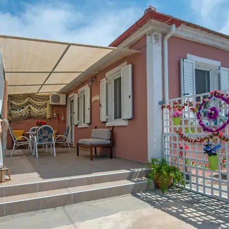 Dora's Tsilivi House A By 
